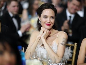 angelina_jolie_botox_injections_cosmetic_injections_hollywood_celebrities